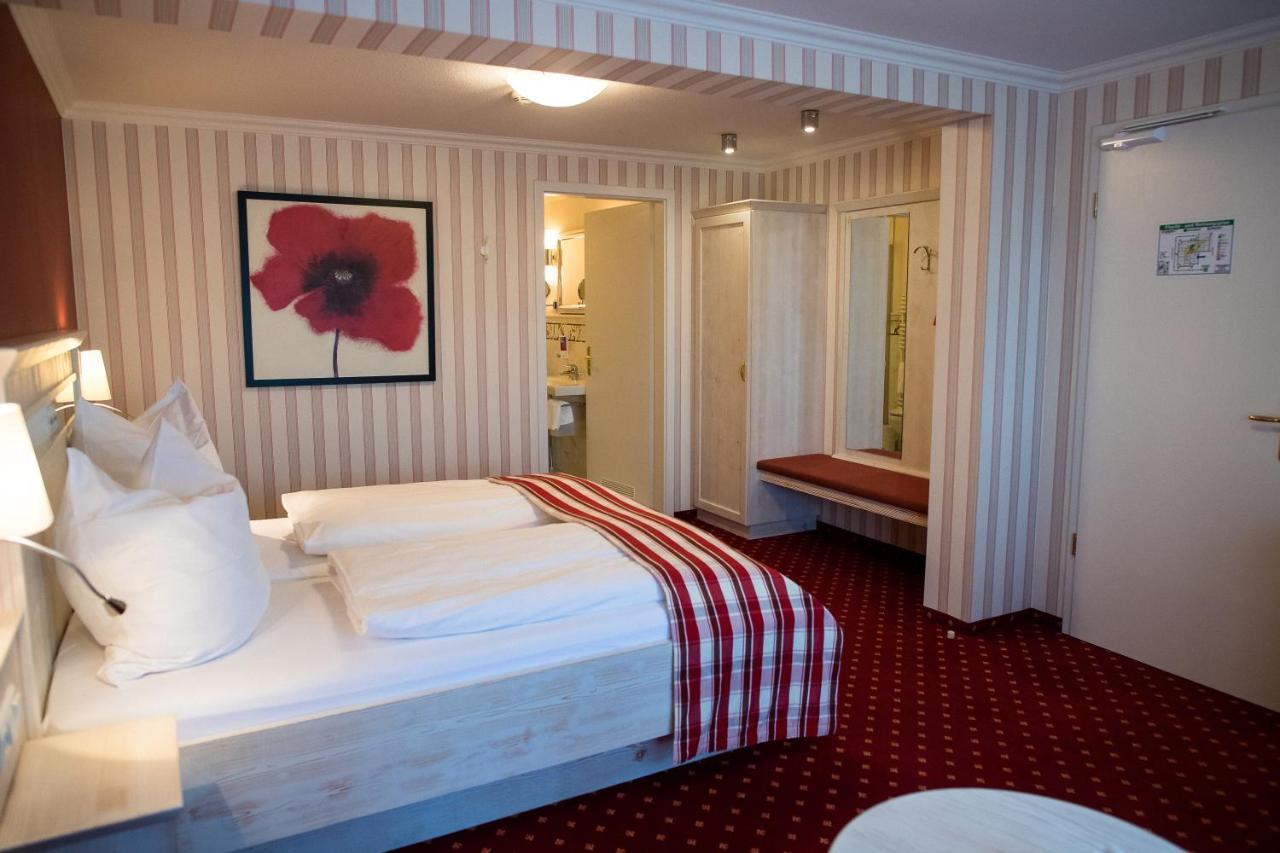 Alter Landkrug Hotel Nortorf Екстериор снимка
