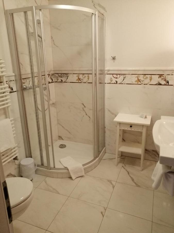Alter Landkrug Hotel Nortorf Екстериор снимка