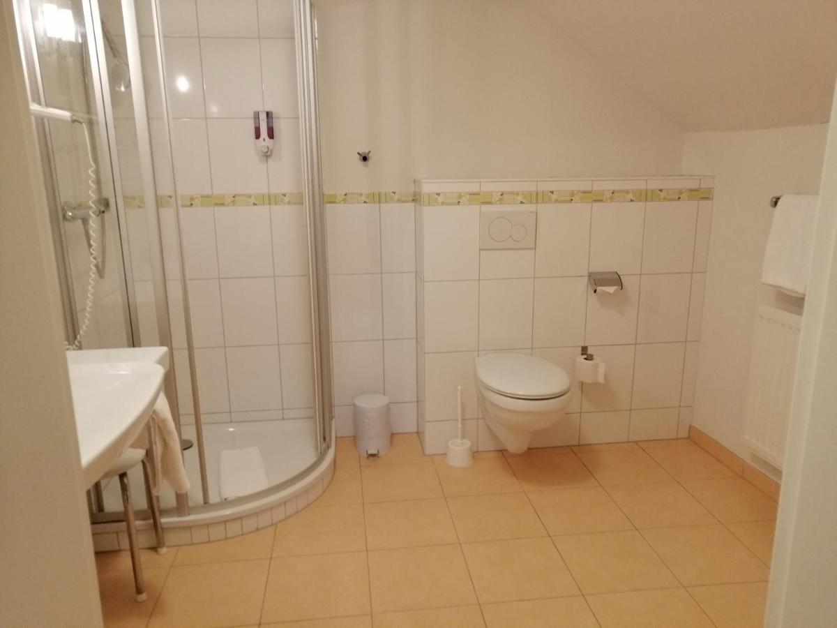 Alter Landkrug Hotel Nortorf Екстериор снимка