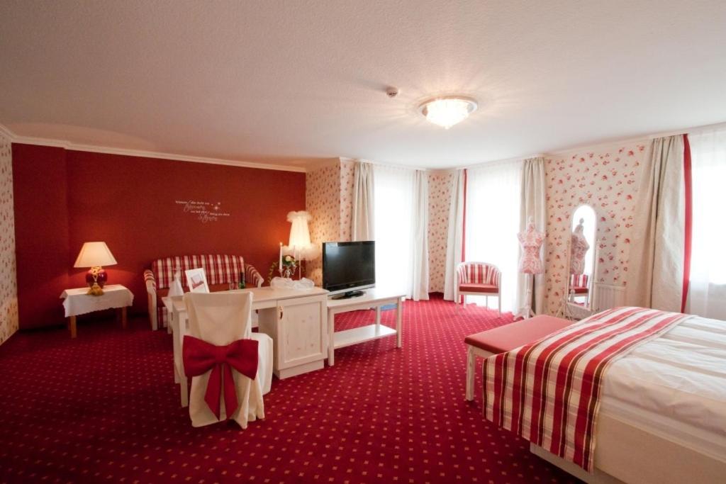 Alter Landkrug Hotel Nortorf Екстериор снимка