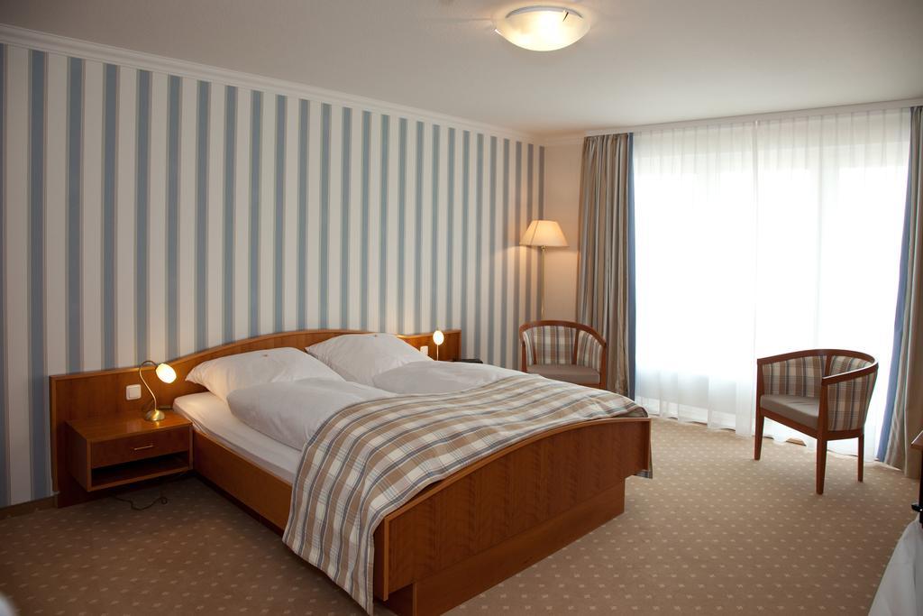 Alter Landkrug Hotel Nortorf Екстериор снимка